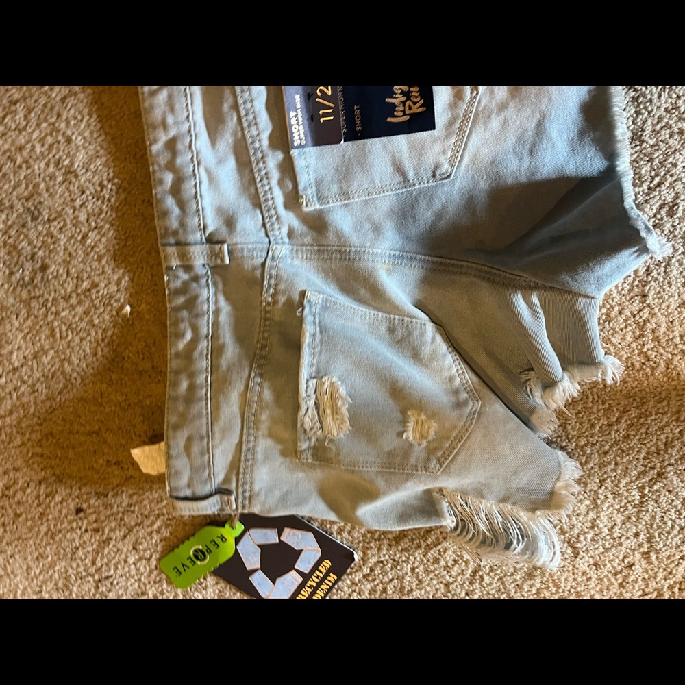 Cute denim shorts